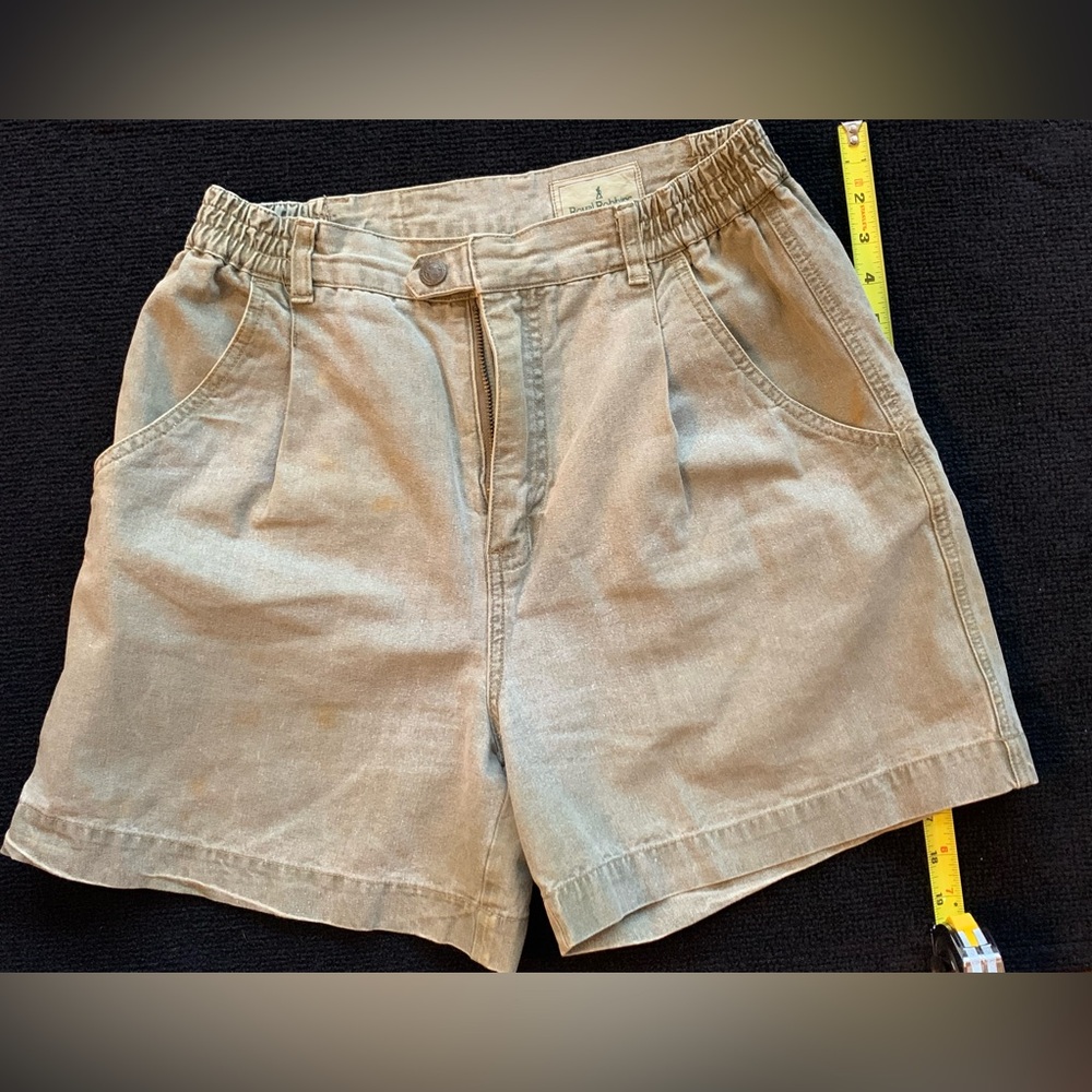 Mens Royal Robbin's Cotton Canvas Shorts. Color dark khaki . Size 32 Inseam 5.0"